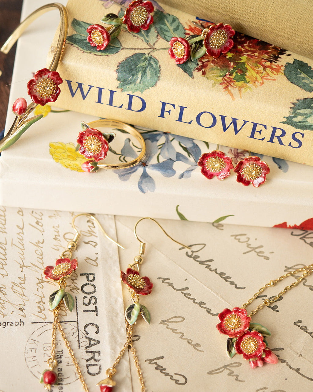 Wildflower Bangle – detail or styling view