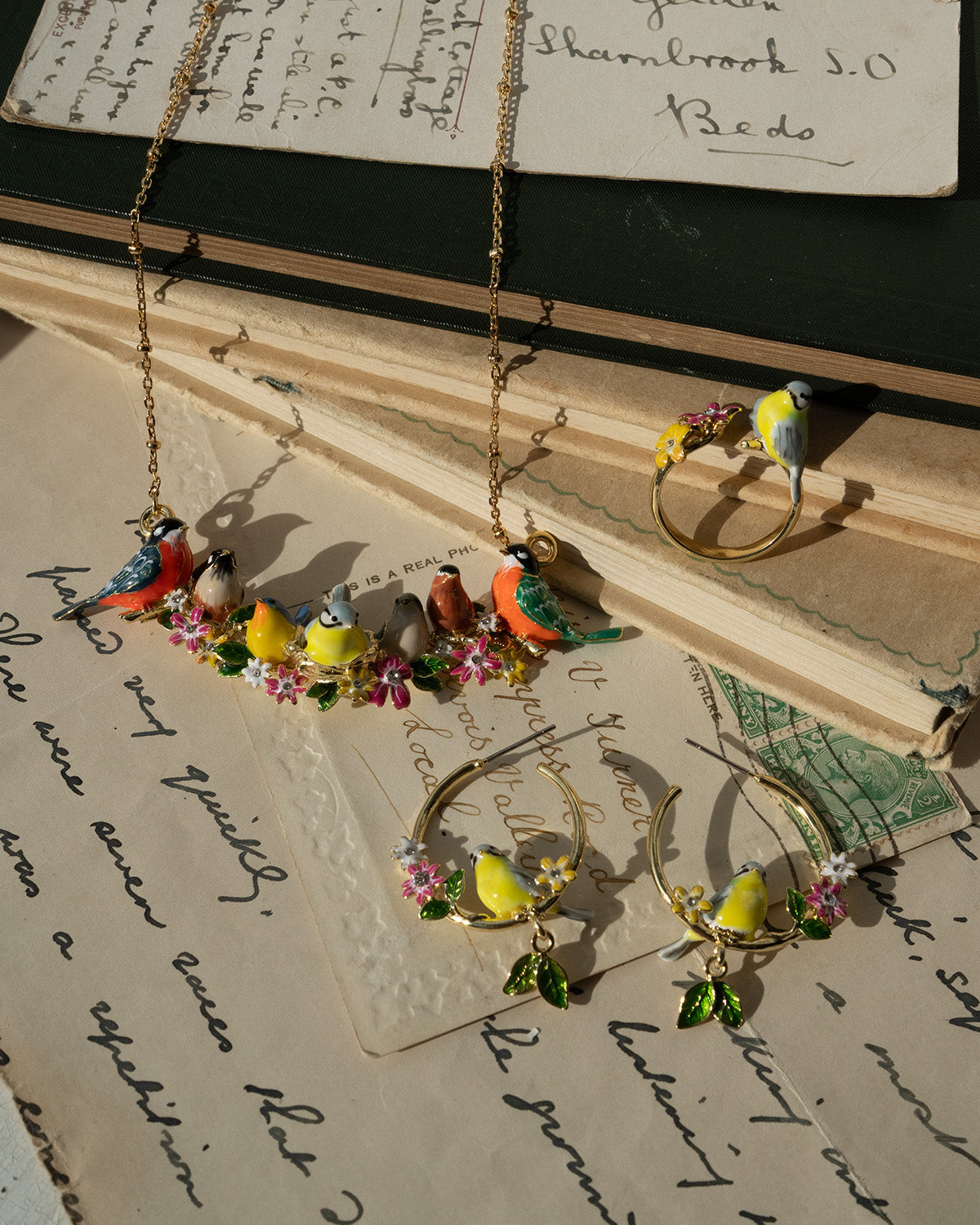 Songbird Serenade Hoops – detail or styling view
